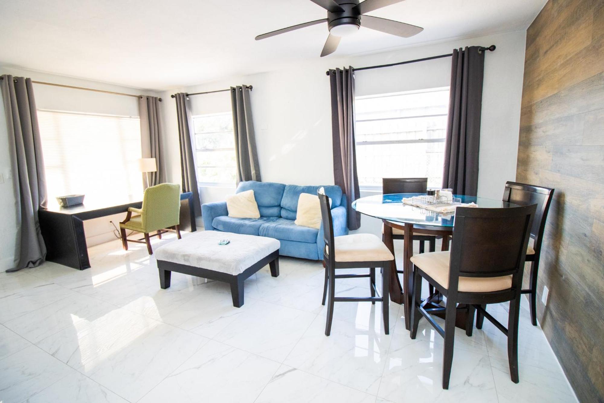 Shared Home - Close To The Beach Riviera Beach Exterior photo